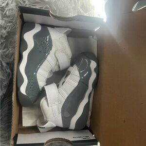 Two rings Jordan’s 4c